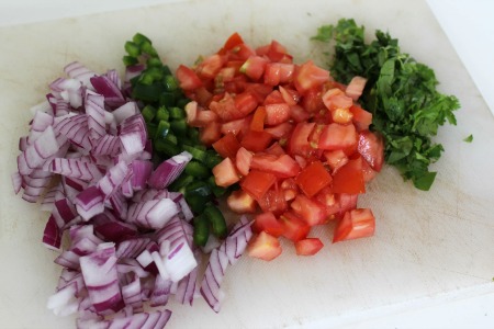 Easy Copycat Chipotle Salsa Recipe process