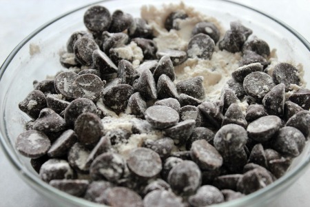 Coat Chocolate Chips With Flour