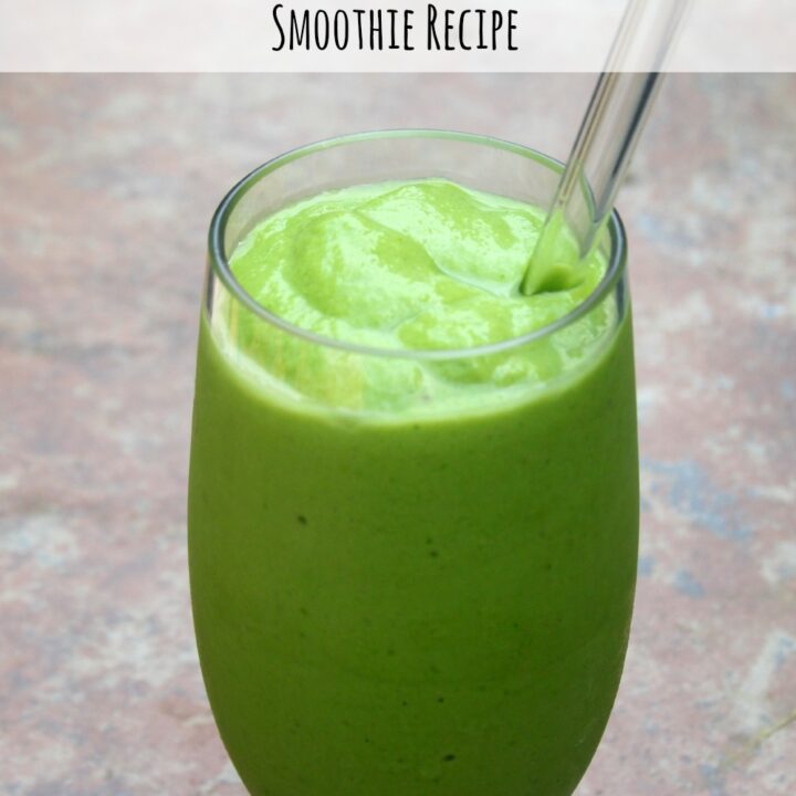 Spinach, Avocado and Apple Smoothie Recipe | Moms Need To Know