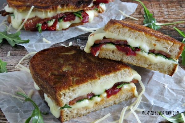 BLT with Sun Dried Tomatoes, Mozzarella, Parmesan, and Arugula myf