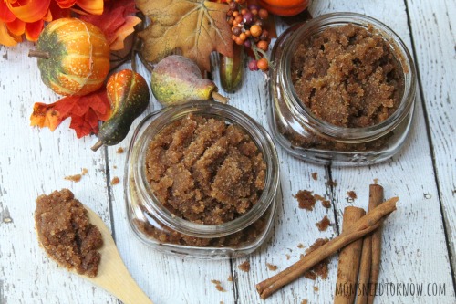 DIY Pumpkin Spice Brown Sugar Body Scrub