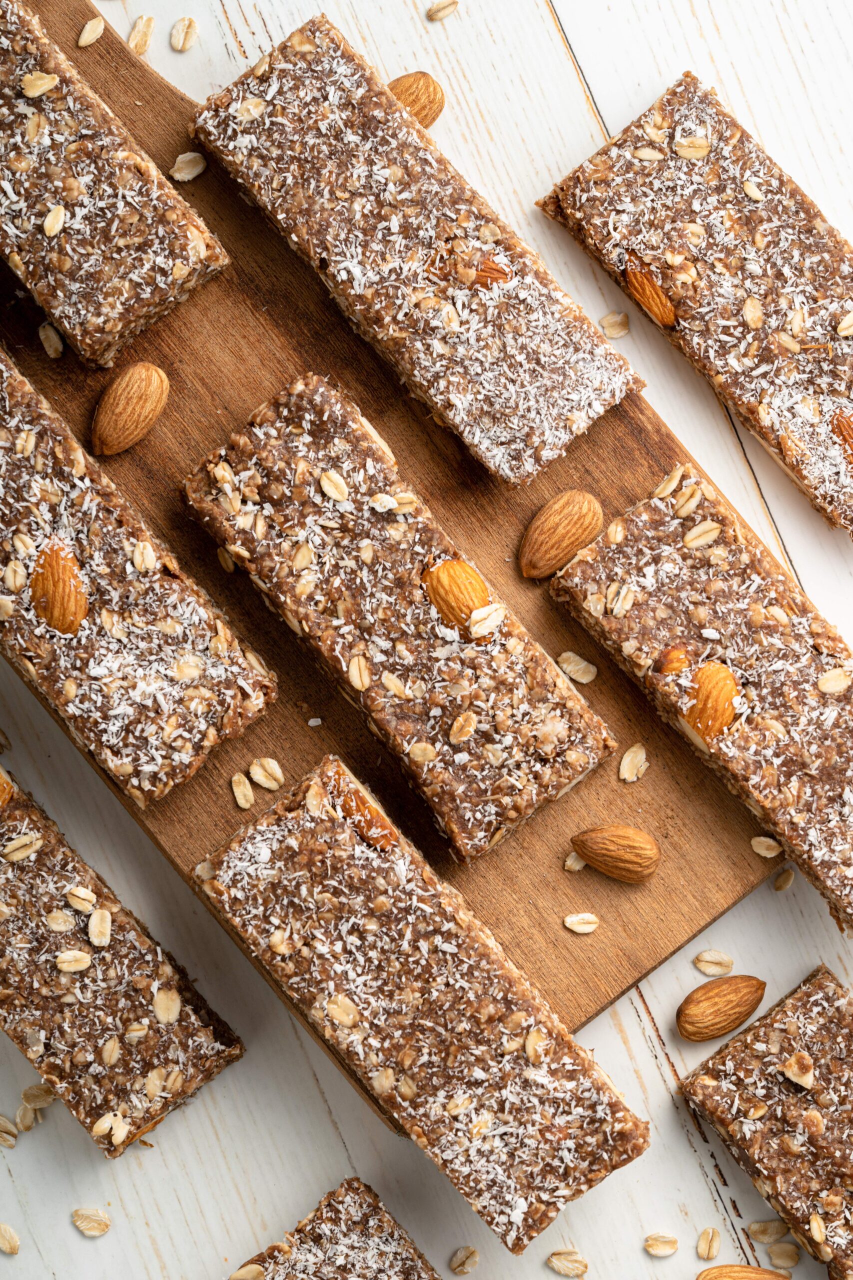 no bake chocolate granola bars cut in to rectangles